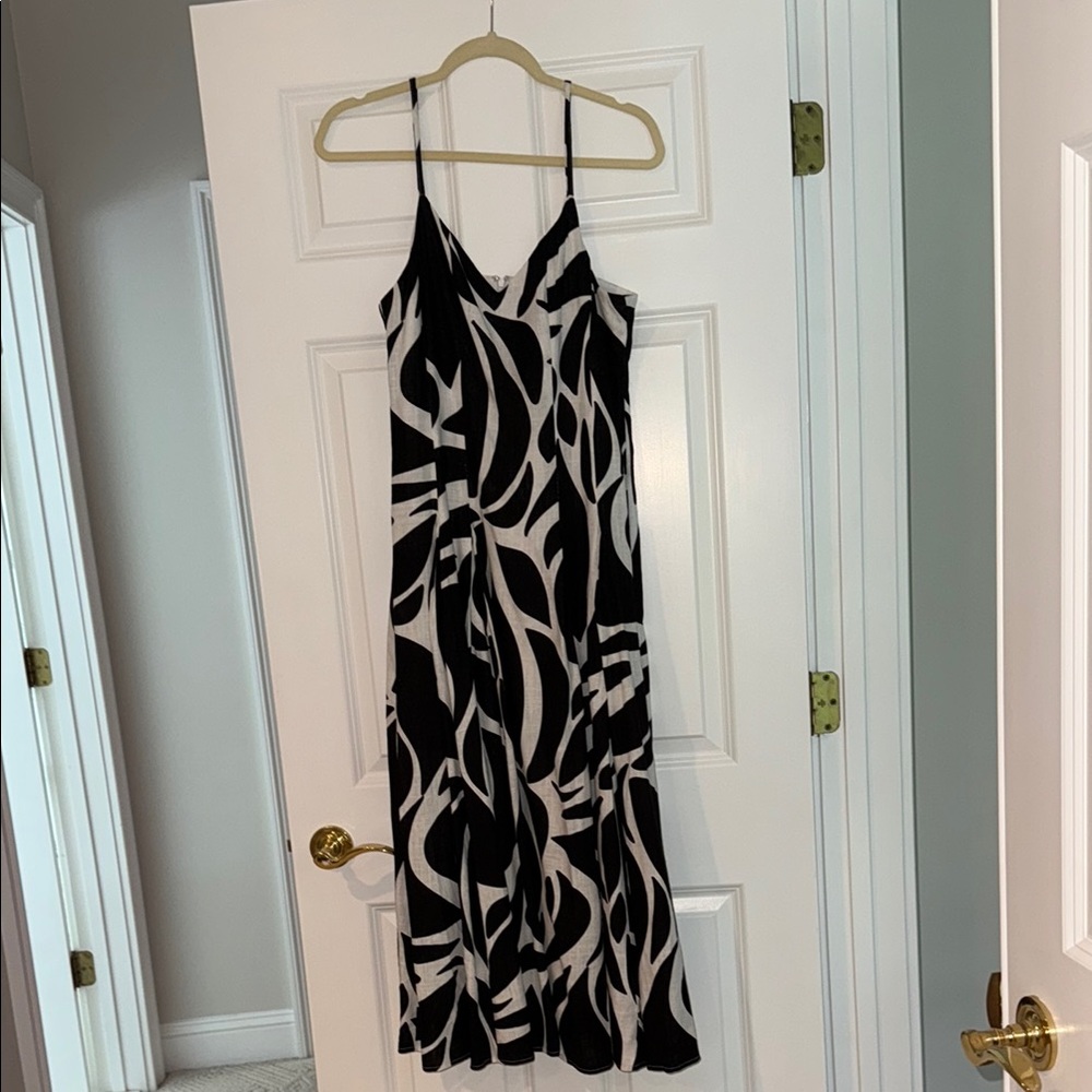 Halogen black and white midi dress